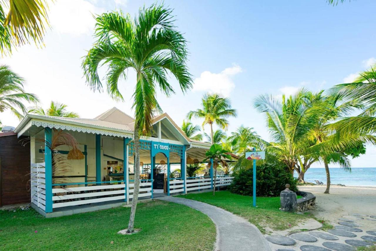 Ti Kaz Emeraude - Mer, Soleil Et Sable Fin, Piscine Et Tennis Saint-Francois  Exterior photo